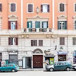 Lilli Vatican White Domus