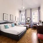 Romac Villa Medici 3-Bedroom Holiday Apartment Near Spanish Steps