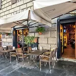 Merulana 139 Suites