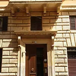 Hotel Ercoli House