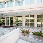 Sunrise Hotel