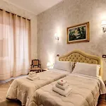 Amici Guesthouse