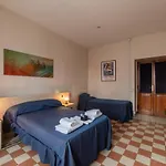 Roi Suite