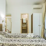 Rooms In Rome