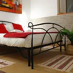 Exclusive Central Apartment 48