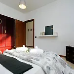 Gemelli Apartment