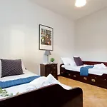 Gemelli Apartment