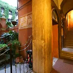 Casa Vacanze Lungara