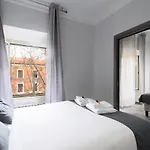 White Caesar Guesthouse
