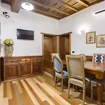 Hub Spagna Guest House