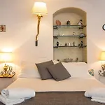 Rental in Rome Arco della Ciambella