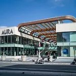 Aura Holiday House