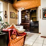 Spanish Steps Laurina Apartment