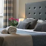 Little Rose Rooms