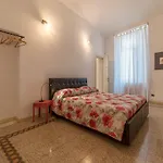 San Giovanni & Colosseo Roomy Flat