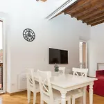 Rental In Rome Trastevere Atmosphere