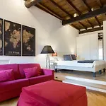 Rental In Rome Trastevere Atmosphere
