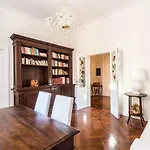 Apartment Vatican Luxury Apt By Interhome