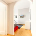 Monti Bright Apartment S&Ar