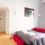 Monti Bright Apartment S&Ar