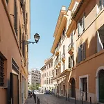 Santa Prassede Rooftop Terrace Studio