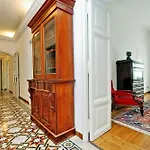 Treasurerome Spanish Steps 4Br