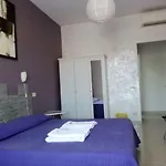 Gigi Holiday Rooms