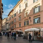 Pasquino Apartment