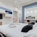Valadier Apartment