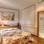 Lovely Flat By The Trevi Fountain