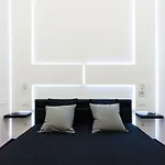 Lux- Spanish Steps 60A Exclusive Suite Apartment