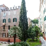 Vaticano Andrea Doria apartment
