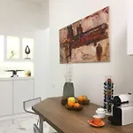 Gb Vatican Apartment
