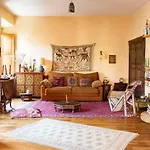 Charming Colosseum Apartment