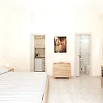 Roma Central Studio