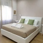 T&T Luxury Home Rome Int 4