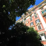 Modern Apartment Quirina
