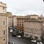 Nice Apartment Navona Square