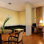 Hotel Mayfair Residence