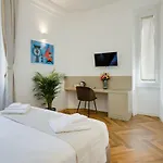 The Right Place - Guest House