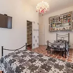 Piramide & Testaccio Design Flat