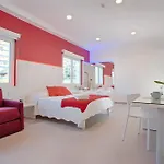 Collatina Suites