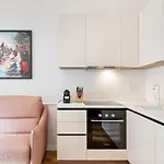 Buzzstays - Stylish Apartments Vatican Rome Downtown
