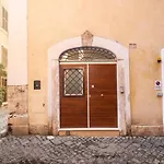 Fresh House Navona