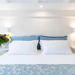 Pantheonview - Luxury Suites