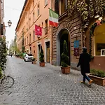 A World Aparts - 61 Margutta