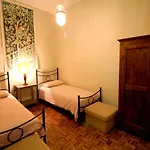 Family 2Br Apartment In Via Giulia