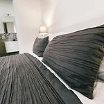 Angolo Di Roma Guest House