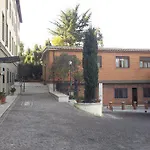 Domus Vitellia