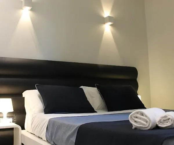 Little Rose Lodge